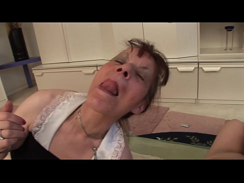 ❤️ Kaks vanaema ja üks vanaisa teevad kolmekesi ❤❌ Kõva porno at us ﹏