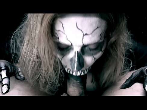 ❤️ Demon girl imeb kulli oma musta suuga ja neelab sperma. ❤❌ Kõva porno at us ﹏